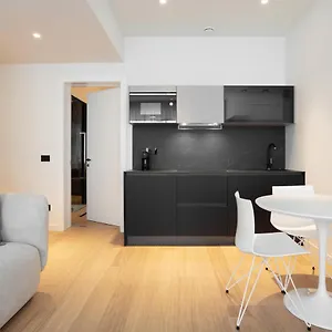 דירה Sant'ambrogio Apartments, Reception H24, מילאנו