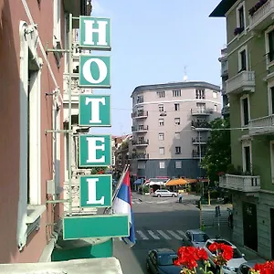 Hotell Losanna, Milano