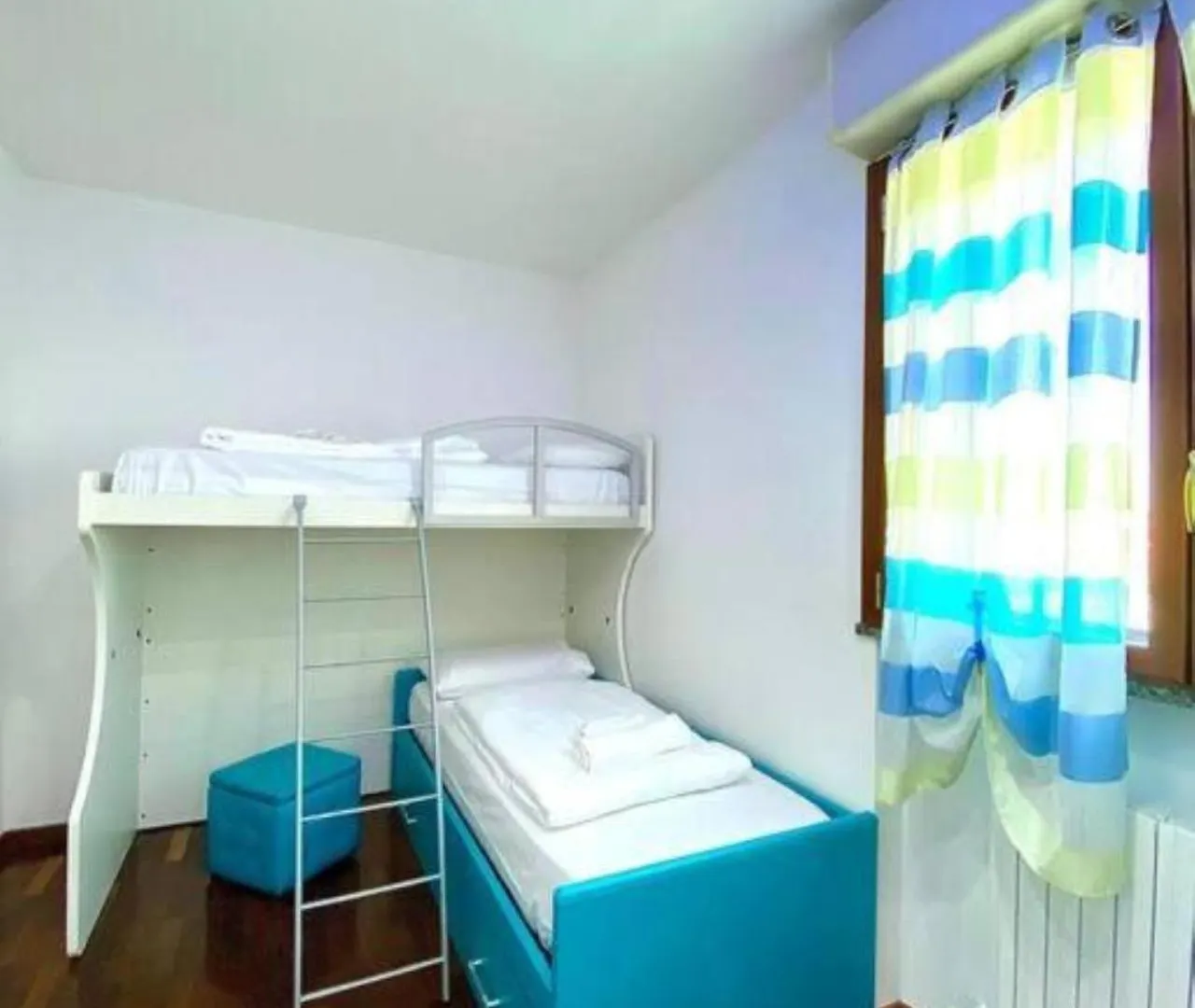 Apartment Comfortable House-Metro M1-M5 - Bicocca- Milan