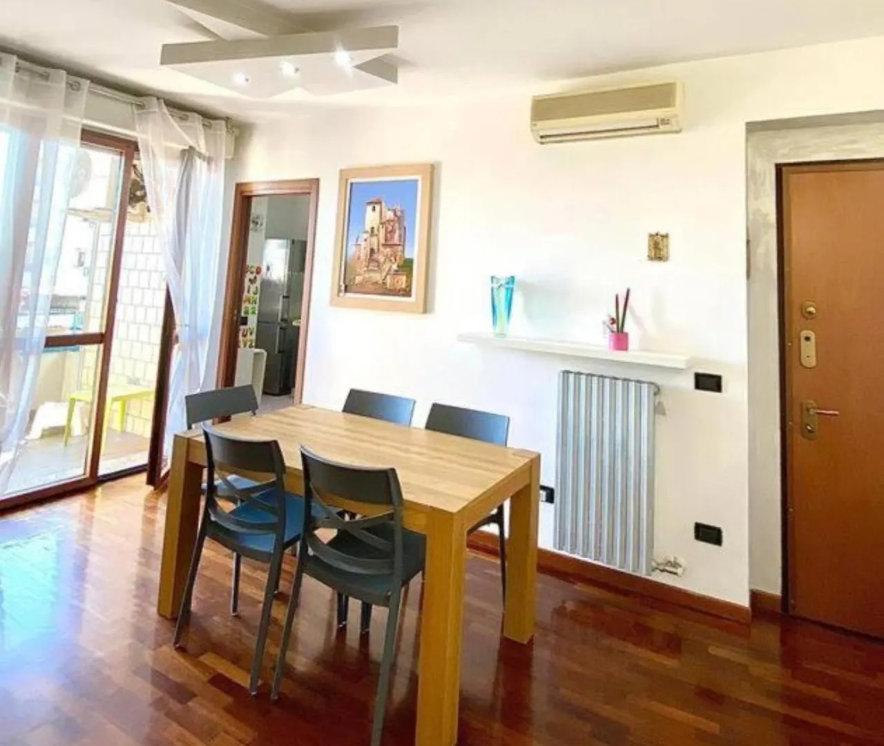 Apartment Comfortable House-Metro M1-M5 - Bicocca- Milan Italy